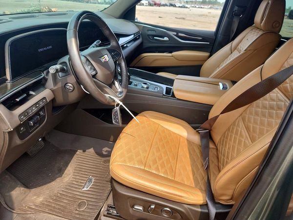 2023 CADILLAC ESCALADE