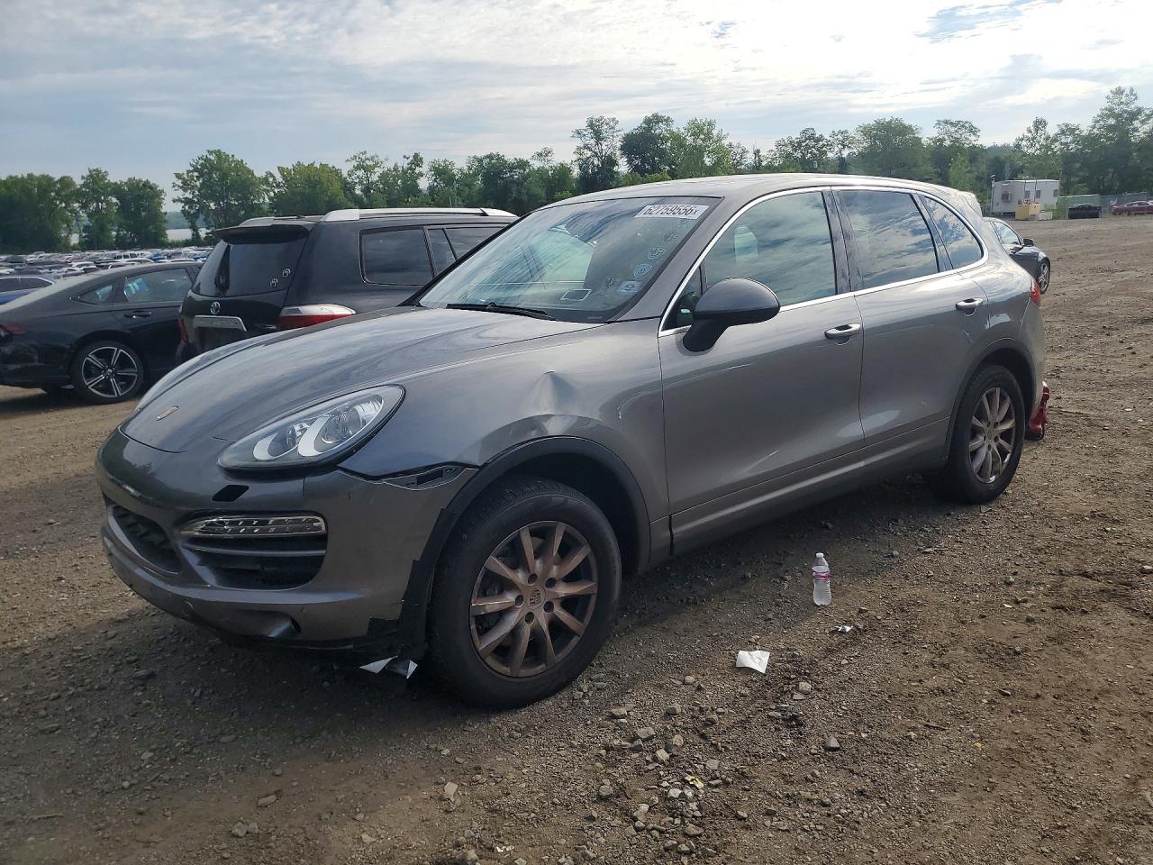2014 PORSCHE CAYENNE