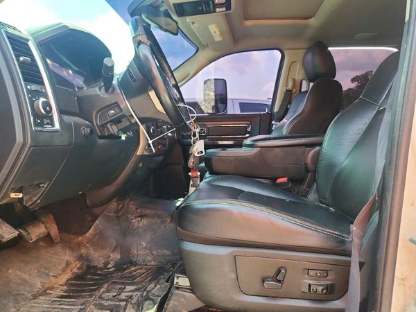 2016 RAM 3500 Laramie