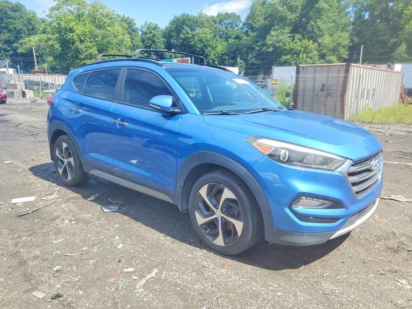 2017 HYUNDAI TUCSON