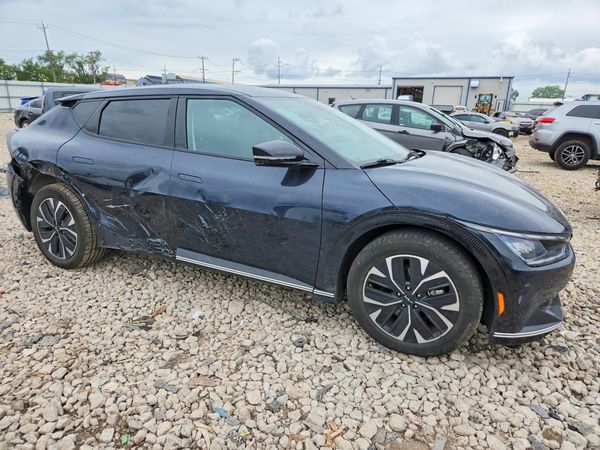 2024 KIA EV6