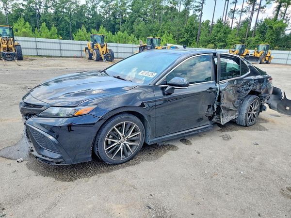 2022 TOYOTA CAMRY
