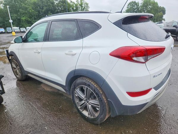 2017 HYUNDAI TUCSON