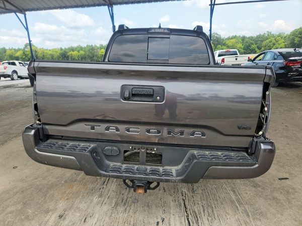 2017 TOYOTA TACOMA