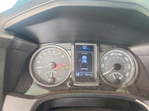 2017 TOYOTA TACOMA
