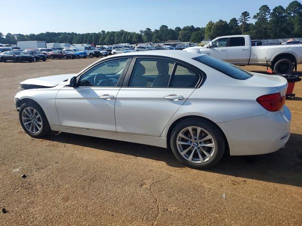 2018 BMW 320