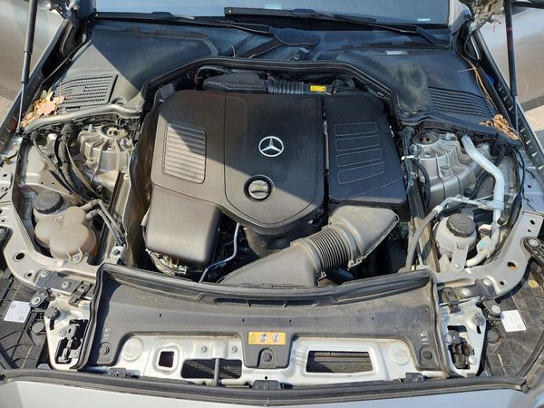 2022 MERCEDES-BENZ C C300