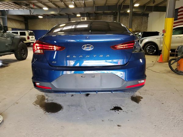 2019 HYUNDAI ELANTRA