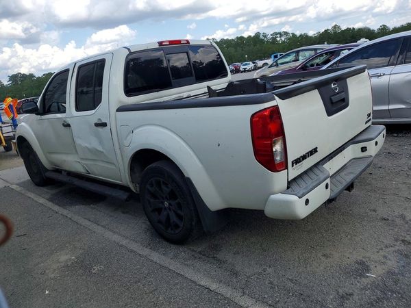 2018 NISSAN FRONTIER