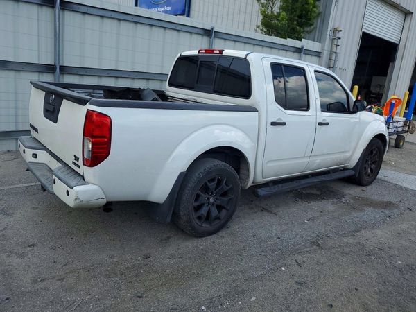 2018 NISSAN FRONTIER