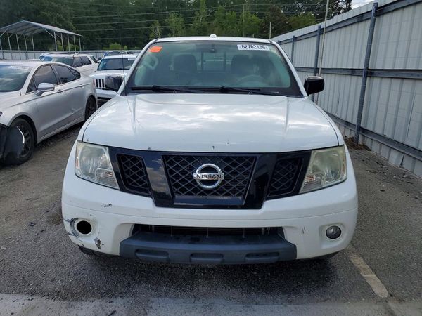 2018 NISSAN FRONTIER