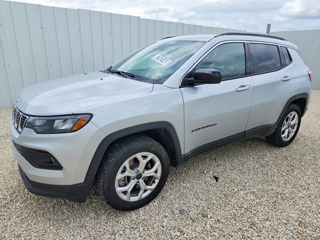 2025 JEEP COMPASS North, Latitude