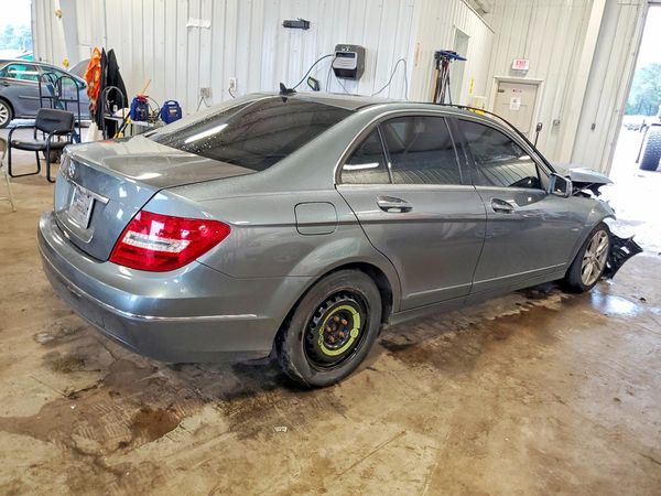 2012 MERCEDES-BENZ C C250