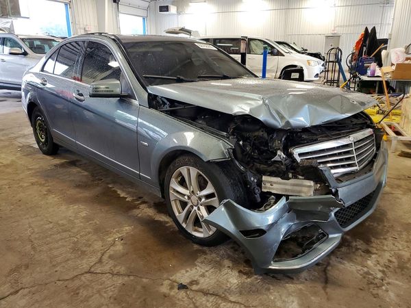 2012 MERCEDES-BENZ C C250