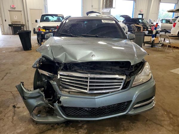 2012 MERCEDES-BENZ C C250