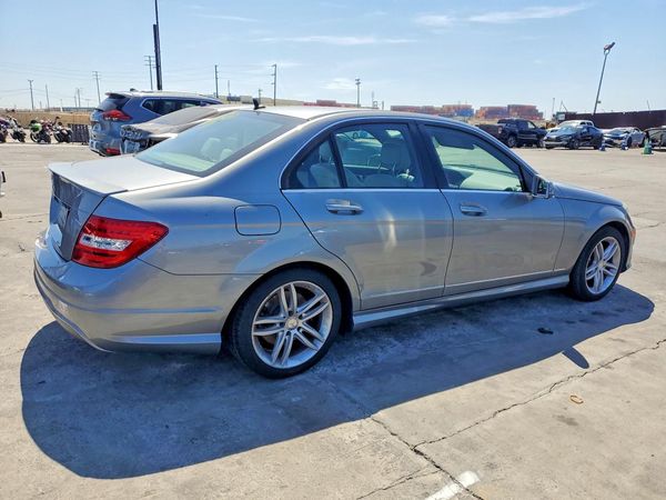 2014 MERCEDES-BENZ C C250