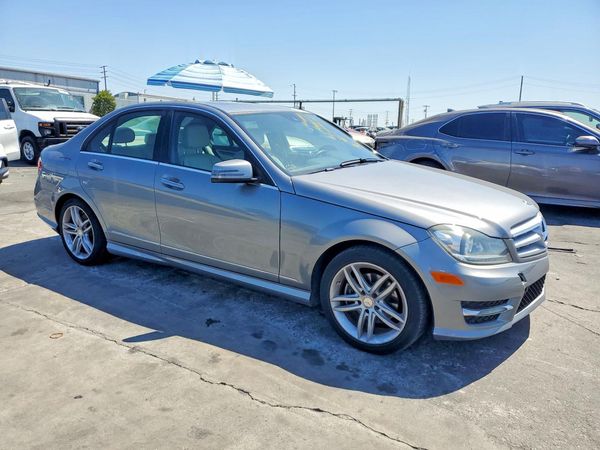 2014 MERCEDES-BENZ C C250
