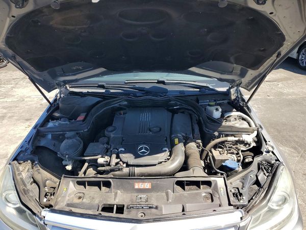2014 MERCEDES-BENZ C C250
