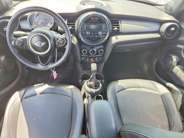 2016 MINI COOPER