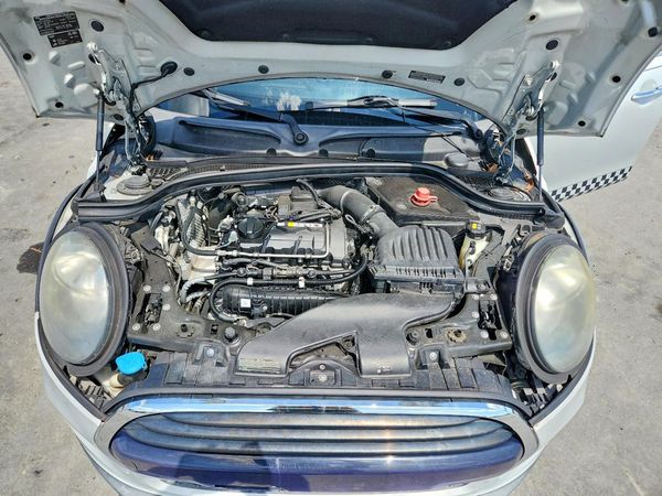 2016 MINI COOPER