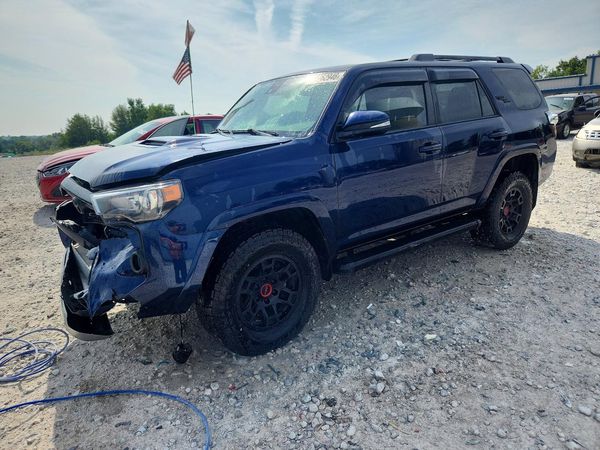 2022 TOYOTA 4RUNNER