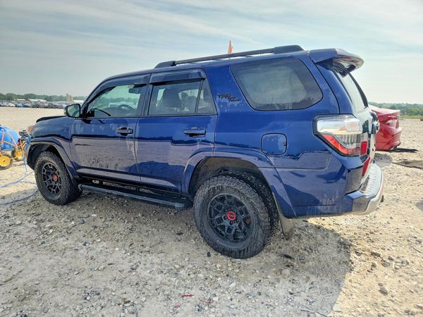 2022 TOYOTA 4RUNNER