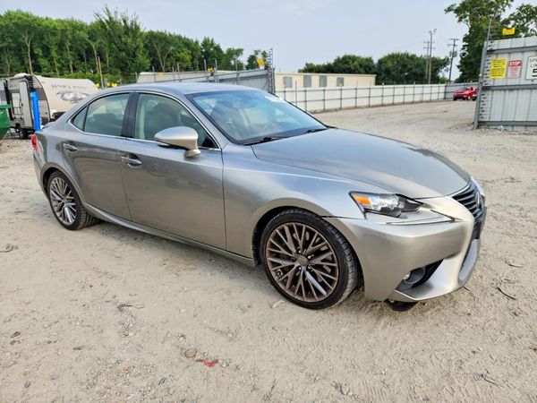 2016 LEXUS IS 300