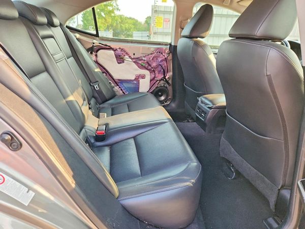 2016 LEXUS IS 300