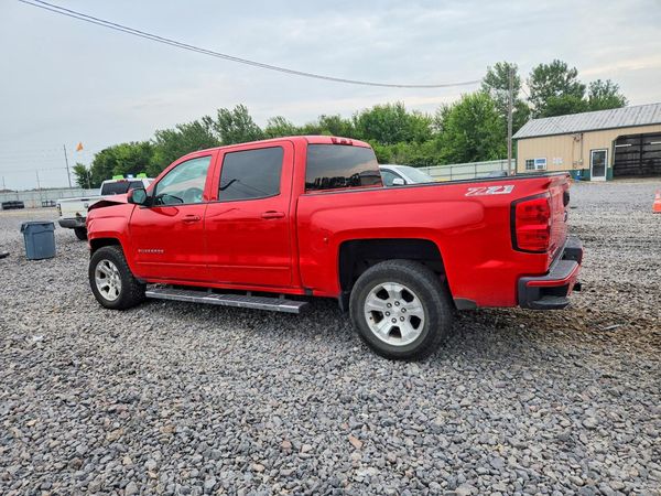 2017 CHEVROLET SILVERADO LT