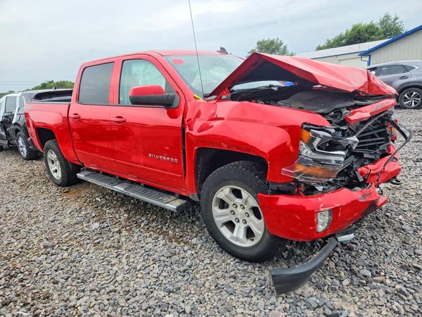 2017 CHEVROLET SILVERADO LT
