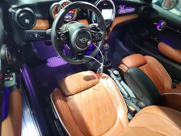 2019 MINI COOPER