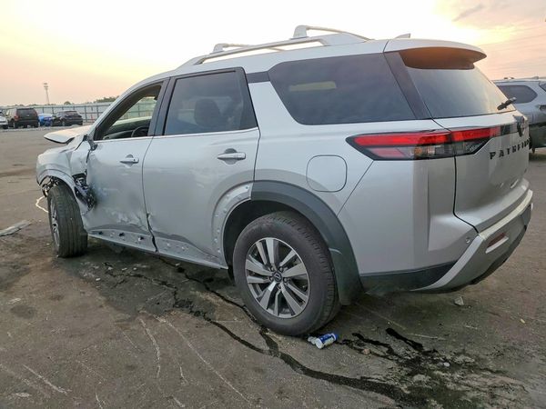2025 NISSAN PATHFINDER SL