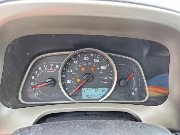 2015 TOYOTA RAV4 LE (X Grade)