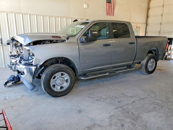 2024 RAM 2500 BIG HORN CREW CAB 4X4