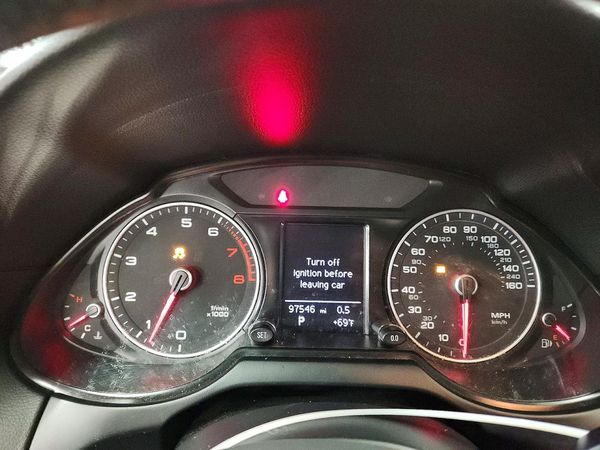 2015 AUDI Q5