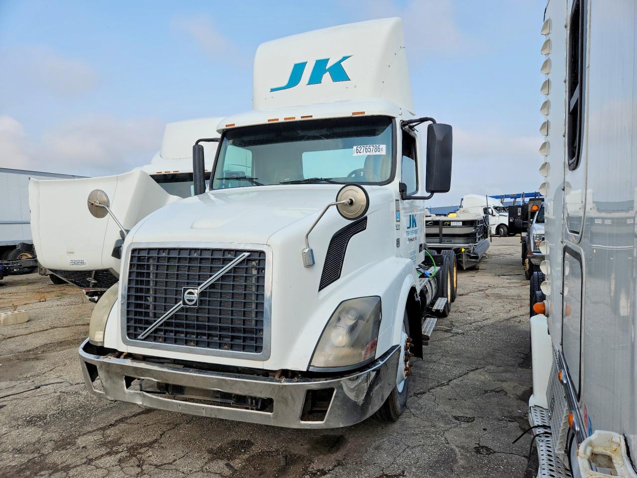 2012 VOLVO VN