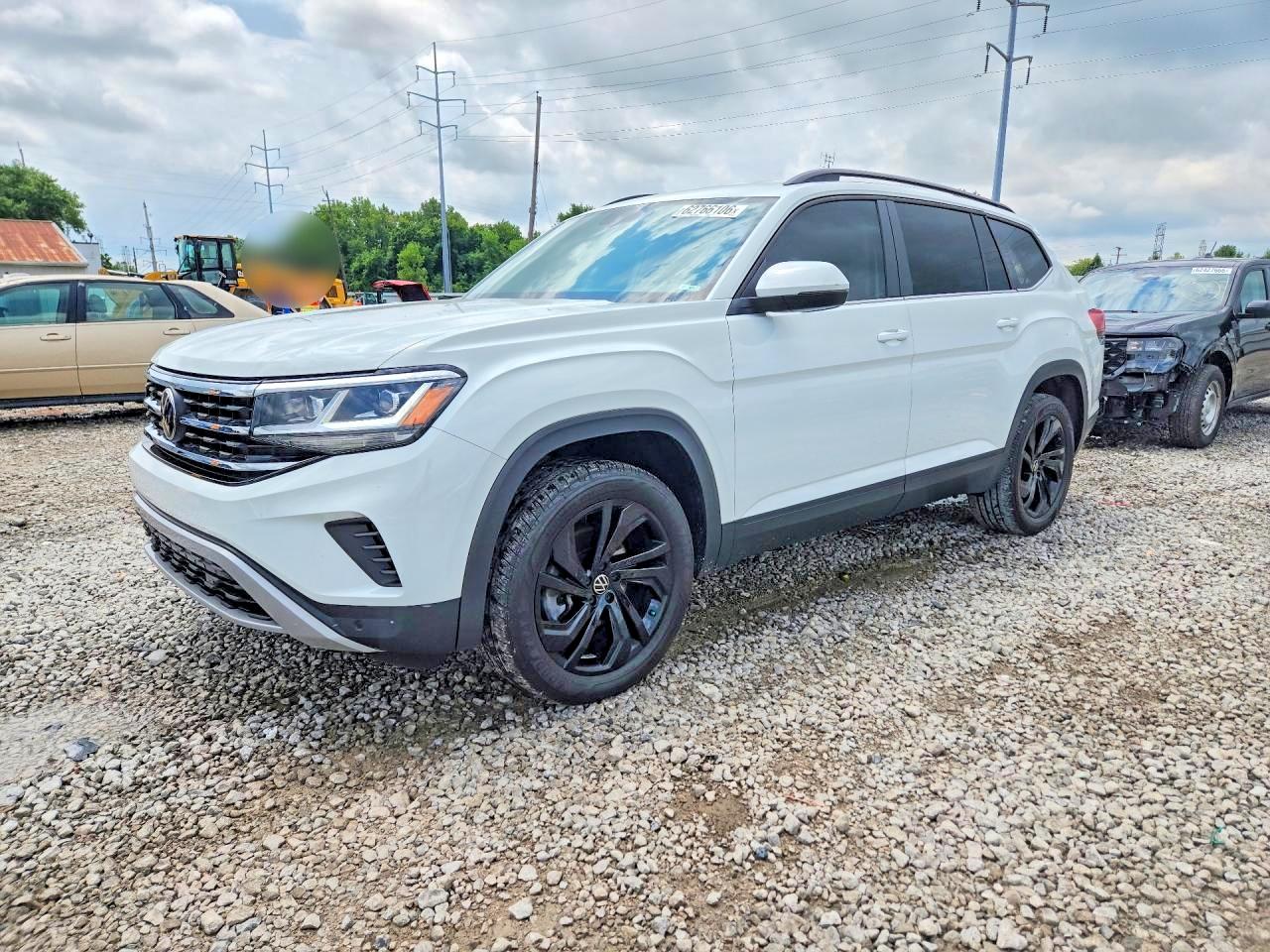 2023 VOLKSWAGEN ATLAS SE w/ Tech