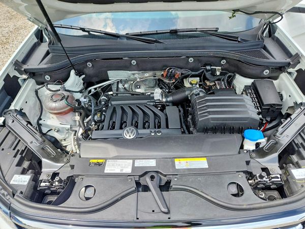 2023 VOLKSWAGEN ATLAS SE w/ Tech