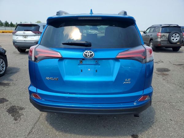 2018 TOYOTA RAV4 LE