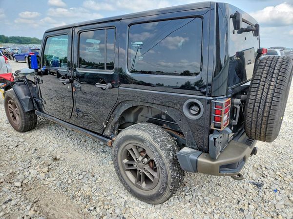 2016 JEEP WRANGLER UNLIMITED SAHARA 4X4