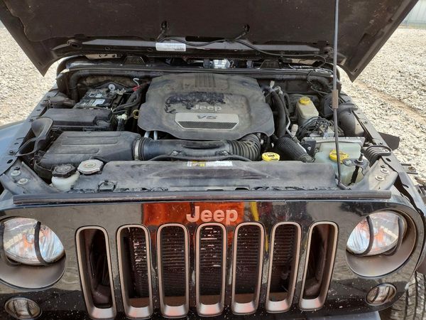 2016 JEEP WRANGLER UNLIMITED SAHARA 4X4