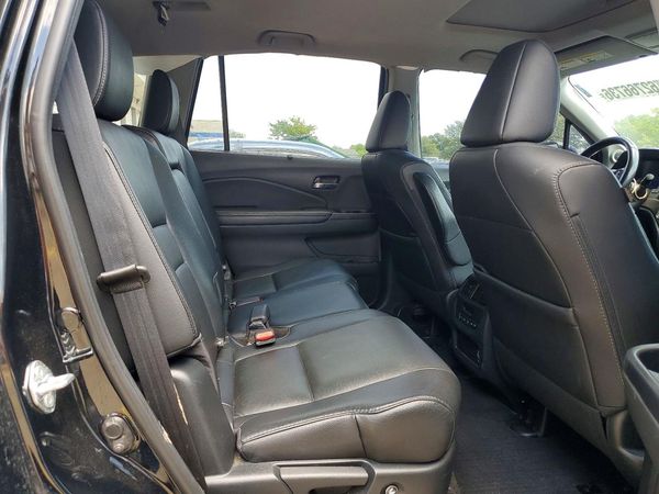2021 HONDA PILOT SE