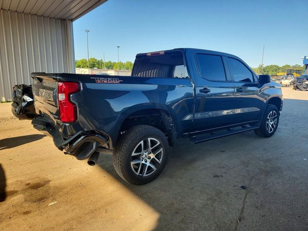 2019 CHEVROLET SILVERADO Trail Boss Custom