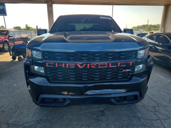 2019 CHEVROLET SILVERADO Trail Boss Custom