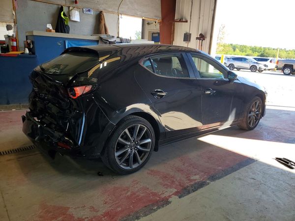 2019 MAZDA 3