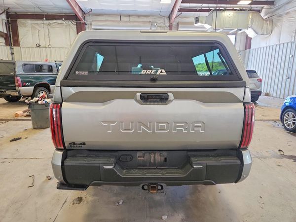 2025 TOYOTA TUNDRA