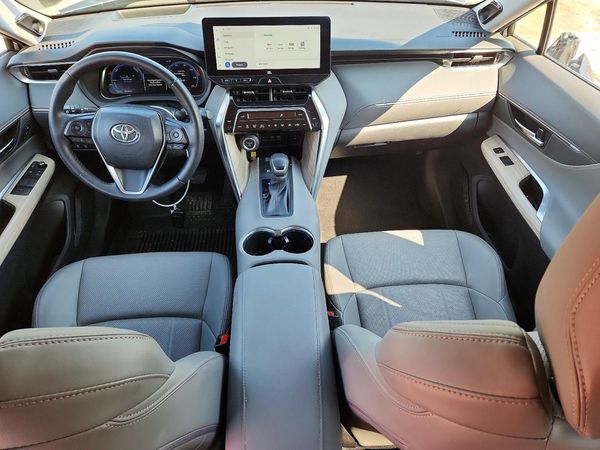 2023 TOYOTA VENZA