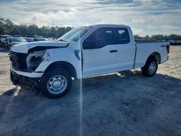 2024 FORD F150