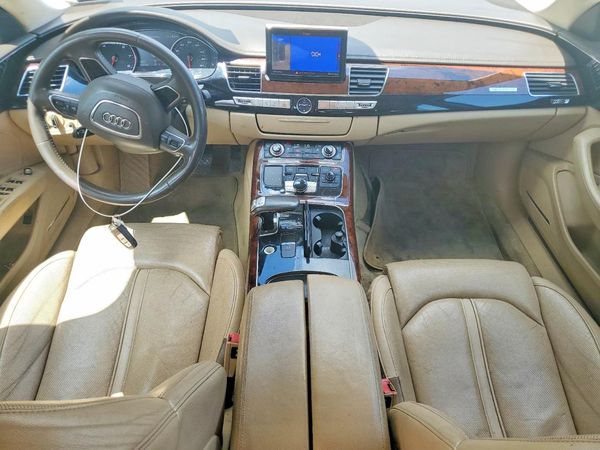 2013 AUDI A8