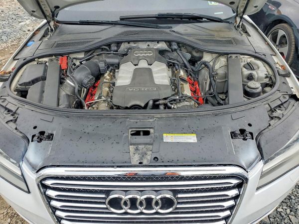 2013 AUDI A8